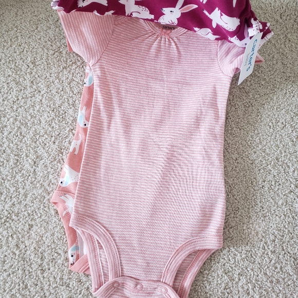 9M 4-pack Onesies - Picture 4 of 5